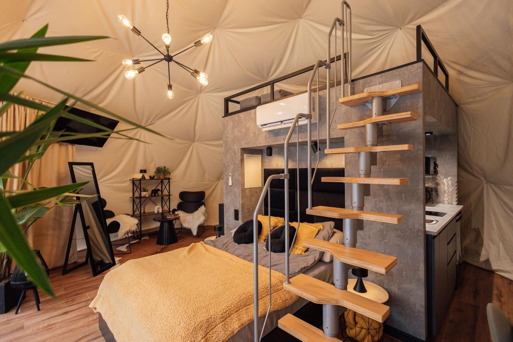 Domki I Glamping Naleczow - Pod Lysa Gora Exterior photo