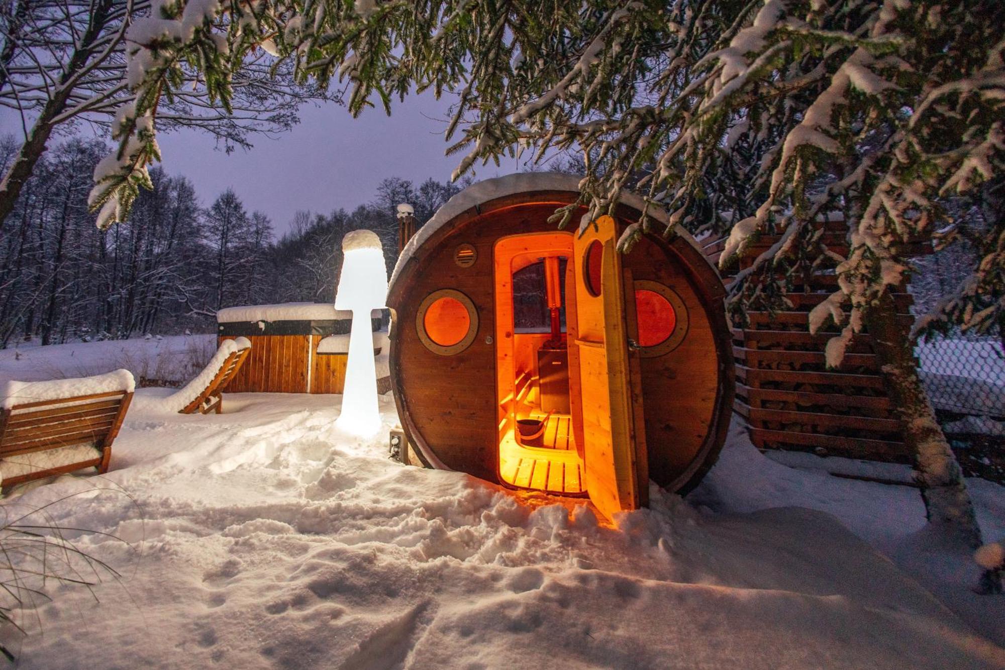 Domki I Glamping Naleczow - Pod Lysa Gora Exterior photo